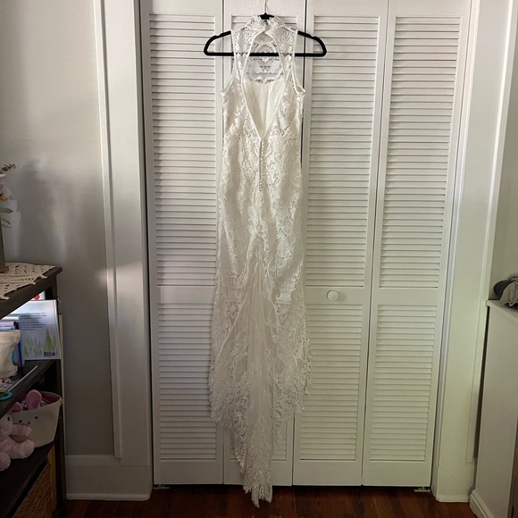 Spell Bridal Gown - Picture 4 of 9